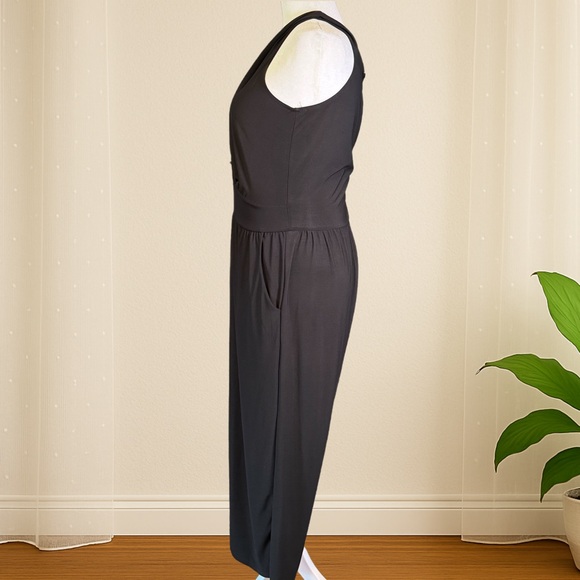 Gilli Black Sleeveless Jumpsuit – Size XL – New Without Tags - Picture 3 of 4